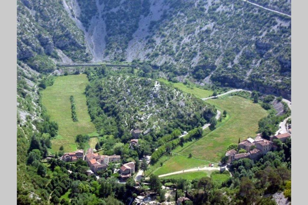 La Maison Huguetoune Nant المظهر الخارجي الصورة